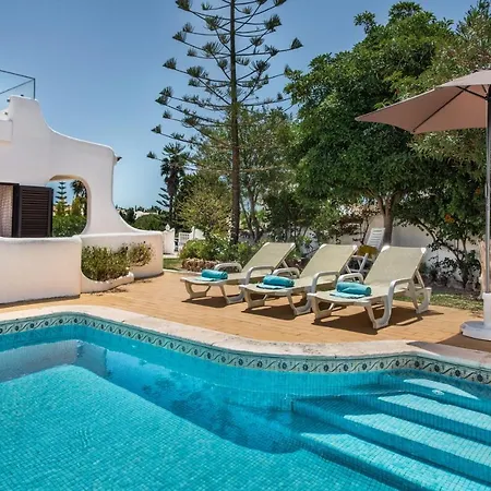 Campos By Algarve Holidays Villa *